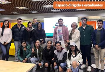co-construyendo-saberes_estudiantes.jpg 